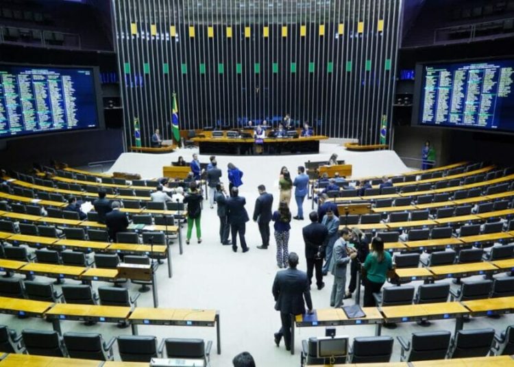 Câmara aprova MP da estruturação dos ministérios