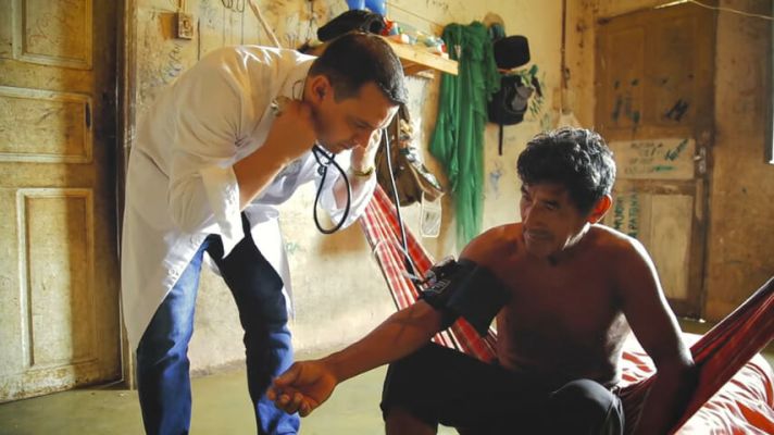 Relatora inclui áreas indígenas entre as prioritárias no Mais Médicos