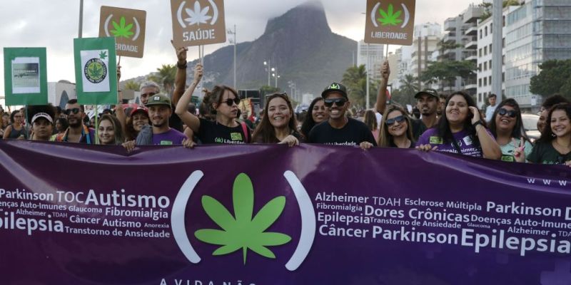Marcha da Maconha no Rio defende legalização que inclua favelas