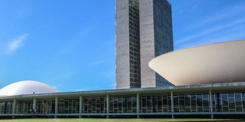 Mudanças em ministérios e CPMI do 8 de janeiro são destaque na Câmara