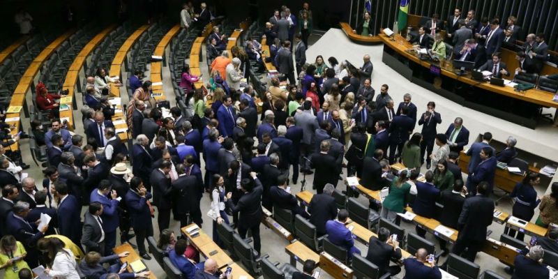 Câmara aprova criação de programa para prevenção da depressão