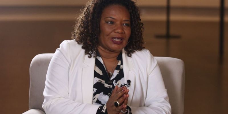Lei Paulo Gustavo é para descentralizar recursos, diz ministra