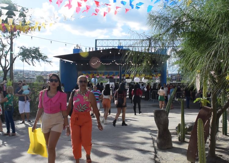 Vila Sítio São João movimenta economia nos festejos juninos