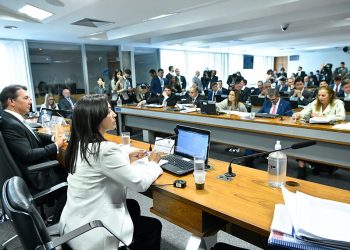 CPMI recebe coronel Jorge Naime, peça chave na apuração do 8 de janeiro