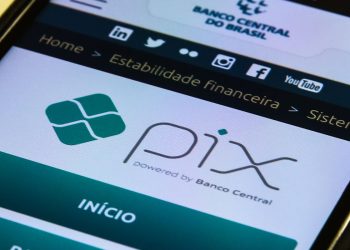 Transações por Pix têm alta de 105% em 2022