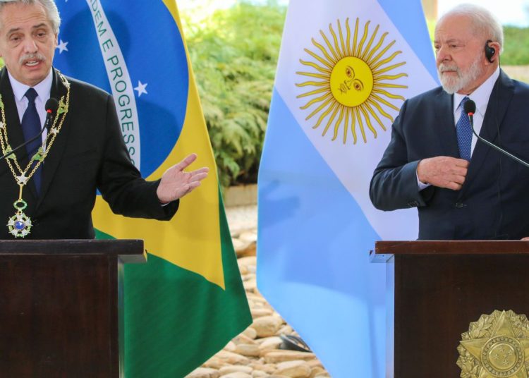Brasil e Argentina adotam ações conjuntas para fortalecer aliança