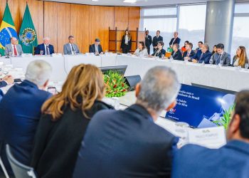 Varejistas vão ao Planalto e tratam de juros, crédito e concorrência