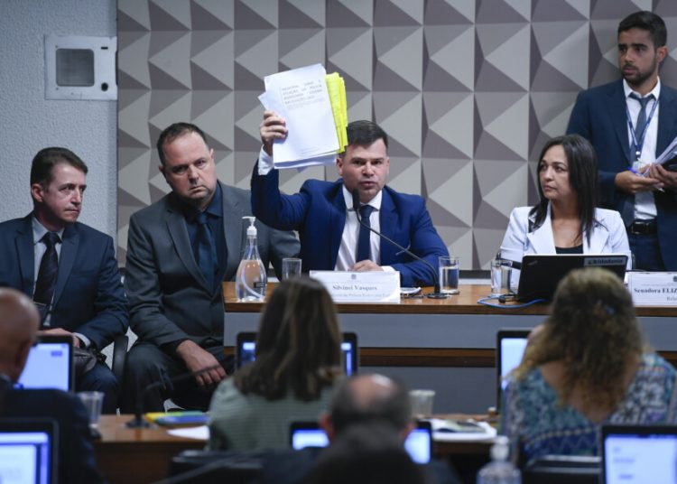 CPMI dos Atos Golpistas retoma depoimento de ex-diretor da PRF