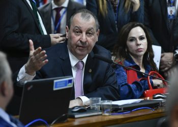 Arcabouço fiscal passa em comissão e deve ser votado nesta quarta pelo Senado