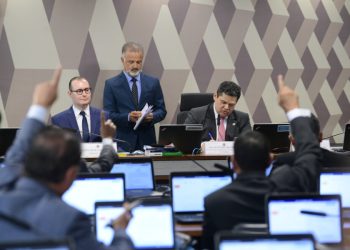 Respondendo Moro, Zanin defende o uso de provas ilícitas em favor do réu