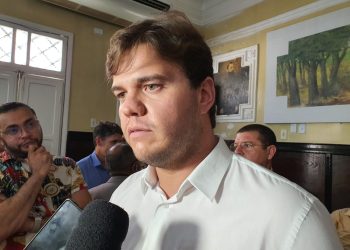 Vídeo: “Vão ter que nos engolir”, diz prefeito sobre São João de Campina Grande