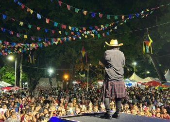 Mesmo com chuva, público prestigia São João Multicultural de João Pessoa