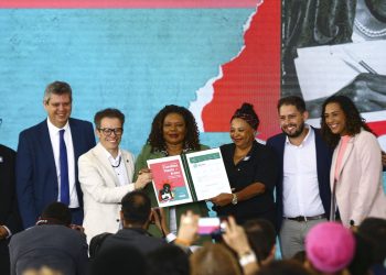 Mais de 2,6 mil escritoras se inscrevem no Prêmio Carolina de Jesus