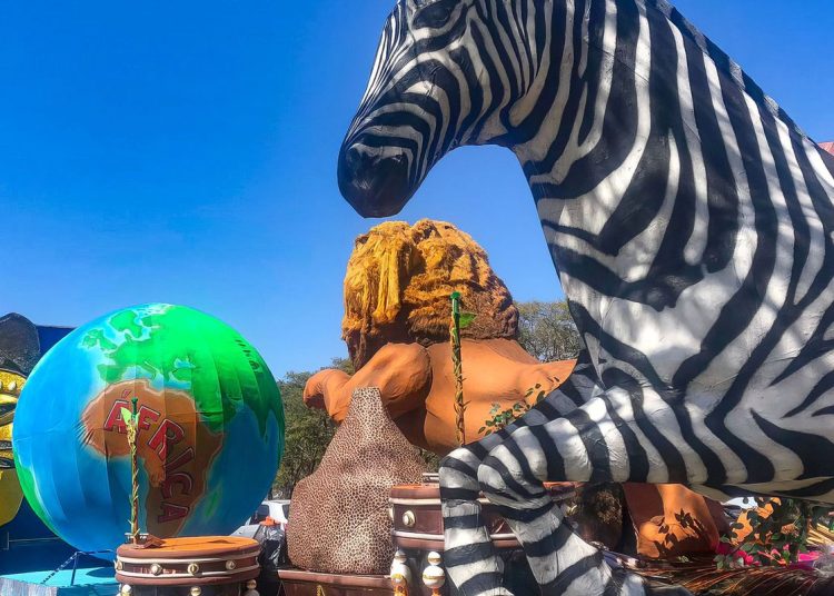 Brasília tem desfile de escolas de samba em período junino