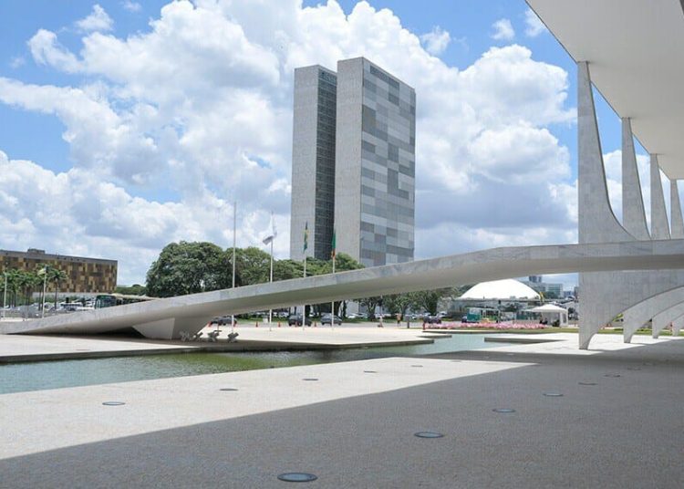 Congresso instaura cinco comissões para analisar pacote de MPs Congresso instaura cinco comissões para analisar pacote de MPs