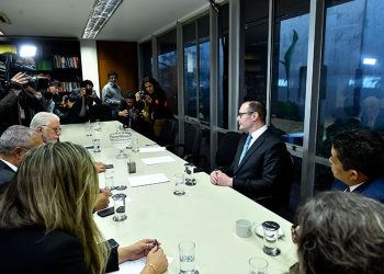 Senado recebe perguntas de cidadãos para sabatina de Zanin