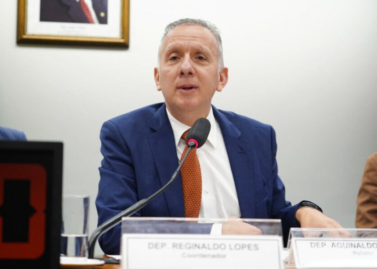 Grupo de trabalho aprova relatório da reforma tributária Grupo de trabalho aprova relatório da reforma tributária