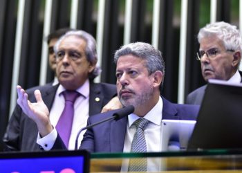 Lira: “Não tenho ousadia de garantir reforma tributária aprovada”