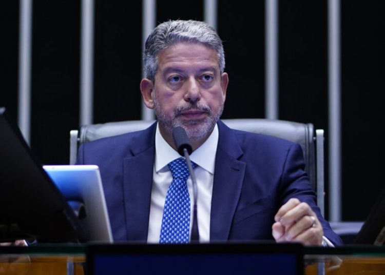 Ex-esposa acusa Arthur Lira de violência sexual