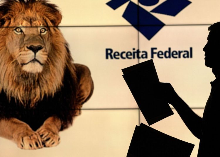 Receita abre consulta a segundo lote de restituição do IR