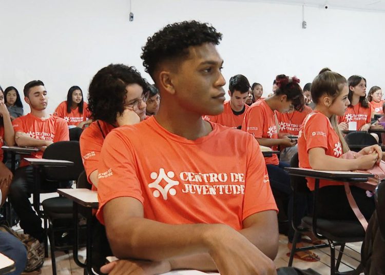 Juventude – em busca de oportunidades é tema do Caminhos da Reportagem