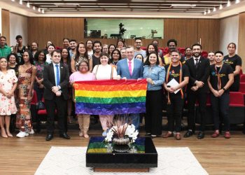 Justiça do Amapá reúne comunidade LGBTQIA+ em roda de conversa para debater garantia de direitos e saúde mental