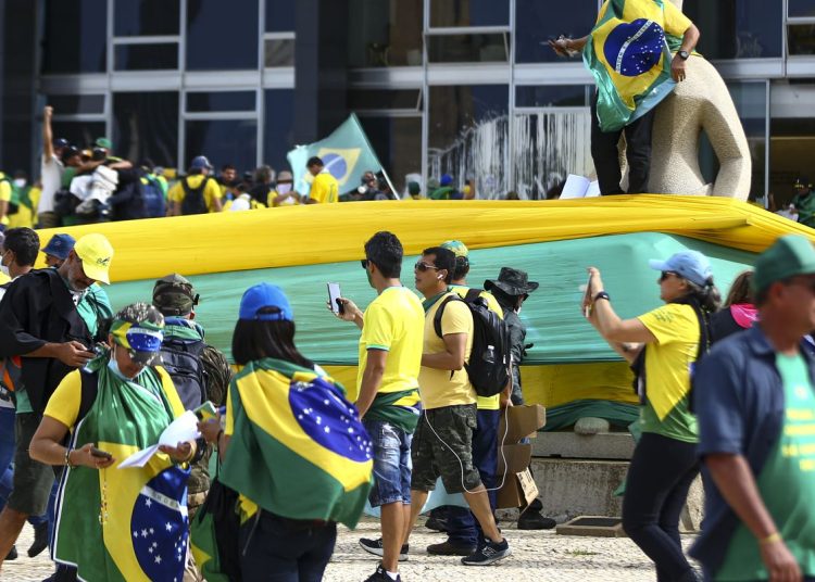 STF inicia depoimentos em processos sobre atos golpistas de 8/1