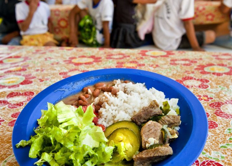 Rio aprova projeto que proíbe alimentos ultraprocessados nas escolas