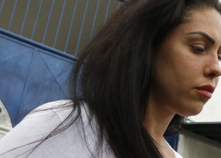 PGR defende volta de Monique Medeiros à prisão, no Rio