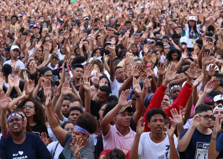 Marcha para Jesus ocupa ruas de São Paulo