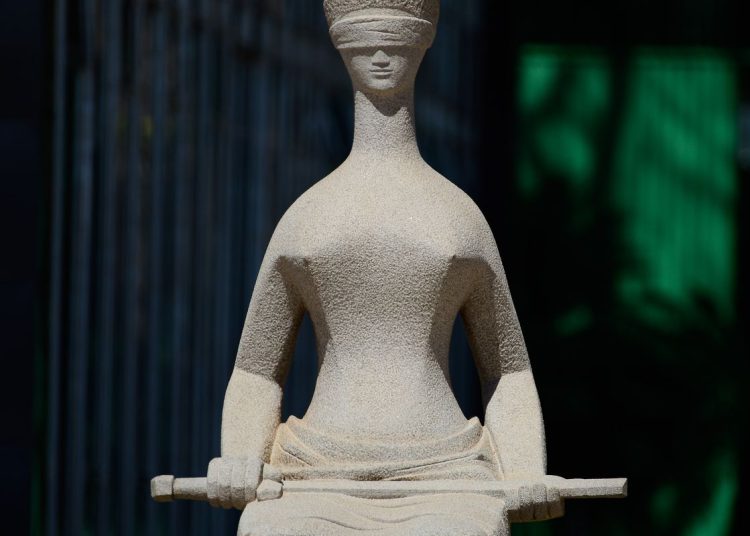 Deputado vira réu no STF por ofensas a ministro