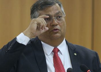 Dino pedirá ação contra racismo sofrido por jogadores na Argentina