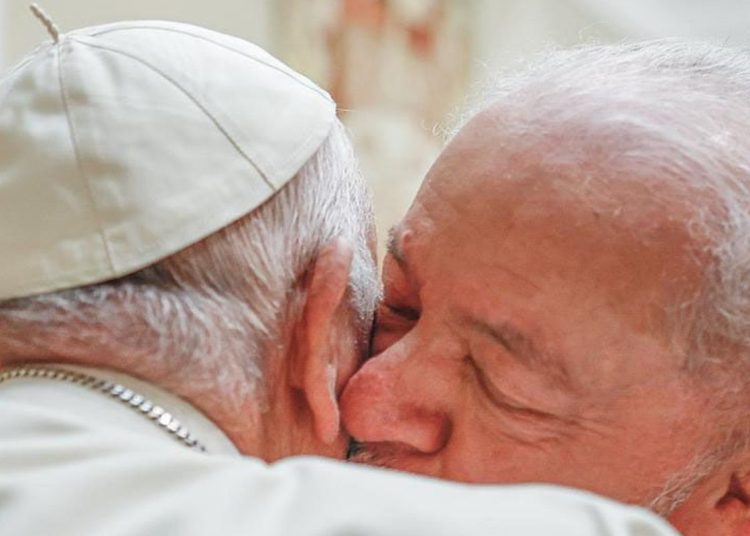 Lula e papa Francisco se encontram no Vaticano