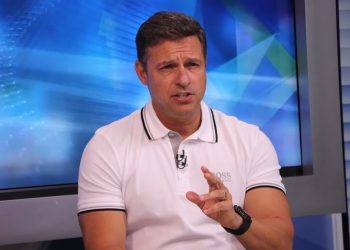 Vitor Hugo reage às declarações do governador sobre candidatura do PSB, em Cabedelo: “Nos veremos nas urnas”