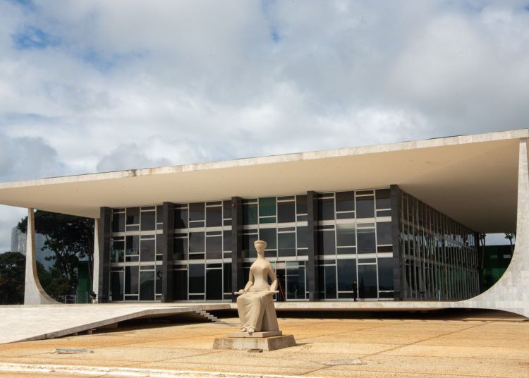 PGR é favor de separação de bens em casamentos de maiores de 70 anos