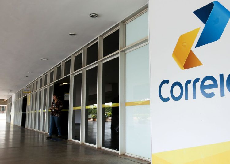 Correios terão venda de seguros nas agências em 2024