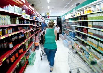 Reforma pode gerar alta de 60% em impostos de itens da cesta básica
