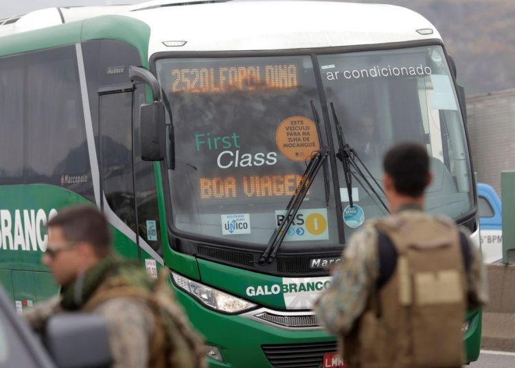 Falta de segurança cancela subsídio a ônibus no Rio