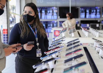 PIB cai 3% de abril para maio, revela FGV