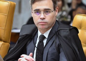 Ministro suspende normas que permitem salários acima do teto em Goiás