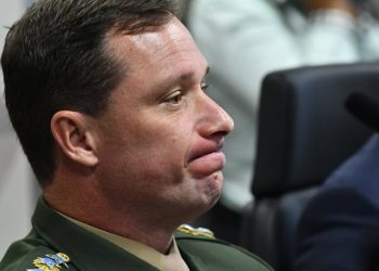 CPMI determina quebra de sigilo de ex-diretor da PRF e de Mauro Cid; veja de quem mais