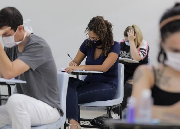 Inscrições para programa de auxílio financeiro a estudantes universitários de Cabedelo, abre nesta segunda-feira