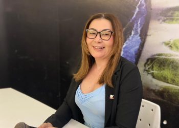 Fabíola Rezende comemora a derrubada de decreto que previa o sacrifício de animais em Lucena