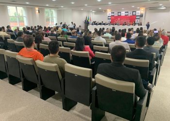 Simpósio sobre Regularização de Registro de Imóveis Públicos lota auditório da ESMA