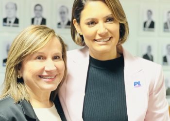 Simone Queiroga prega unidade no PL, faz convite a Gilberto, mas deputado diz que não irá a evento com Michelle Bolsonaro