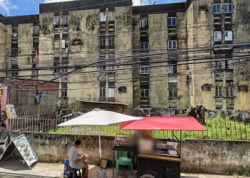 Corpo de homem é retirado dos escombros de desabamento em Pernambuco