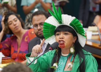 Deputadas iniciam campanha contra processo relâmpago no Conselho de Ética