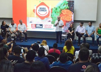 Cícero Lucena lança o ‘Bora Comer’ e garante terceira refeição para mais de 220 mil pessoas