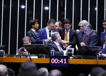 Arcabouço, Carf e reforma: governo tem desafio triplo com pauta econômica