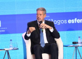 Lira costura com Haddad manutenção do voto de qualidade do Carf